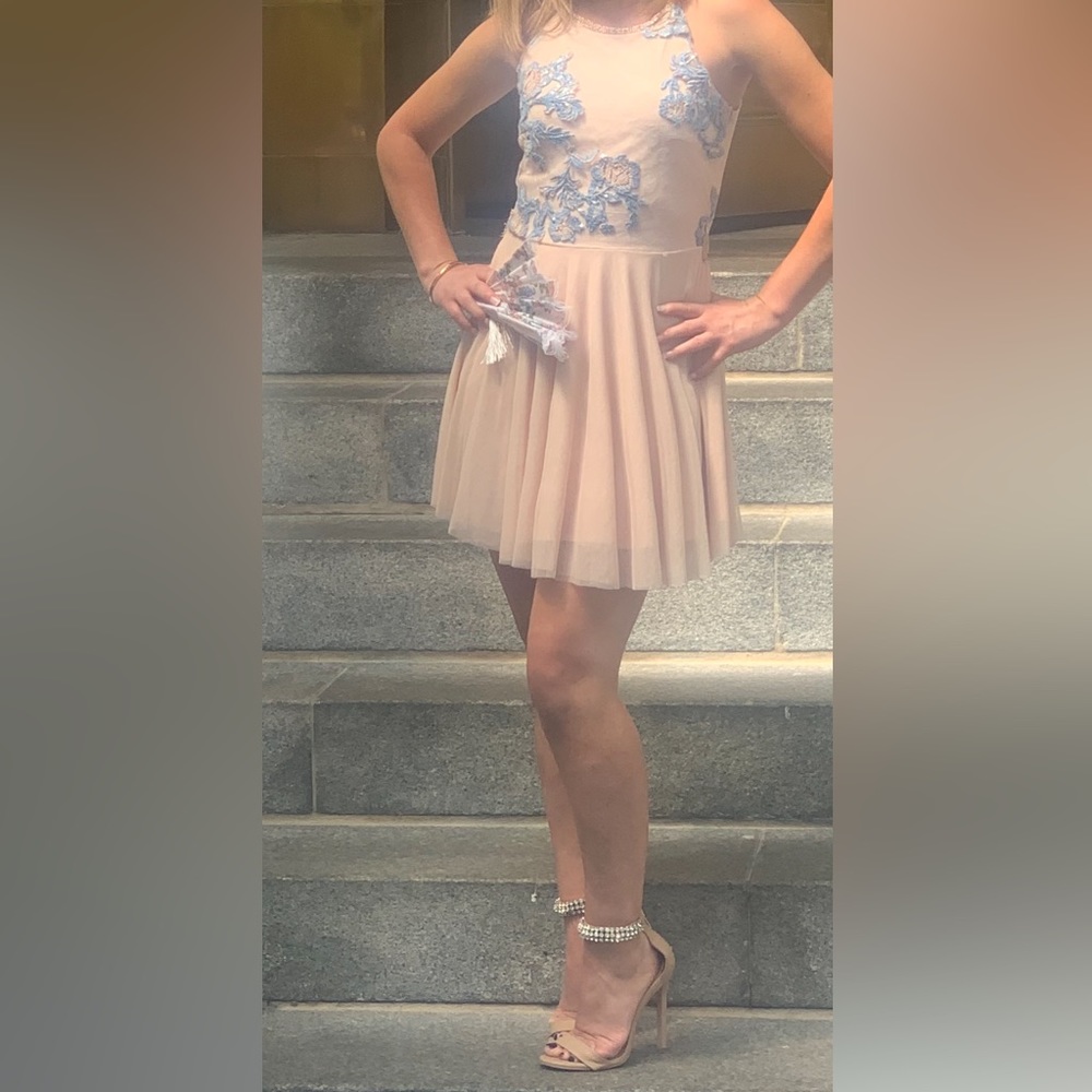Mini dress